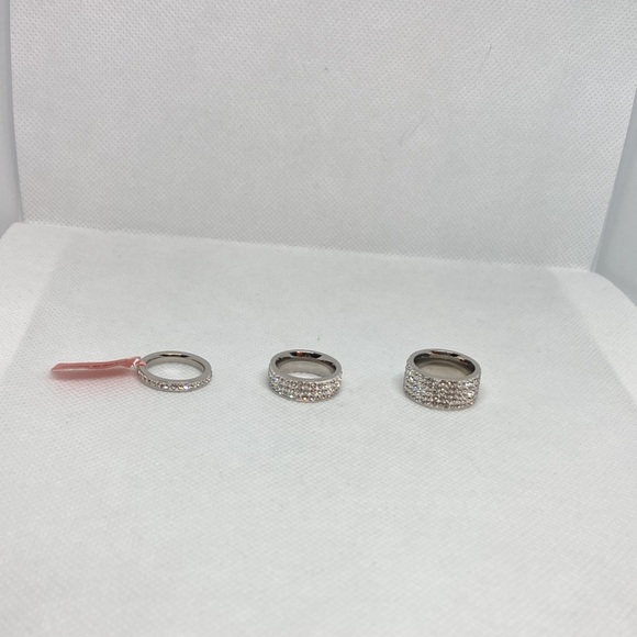 New 3 different Row’s of Stackable Australian Crystal Ring’s J81 - Picture 2 of 9